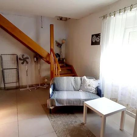 Kuca Sa Sarmom * Vis