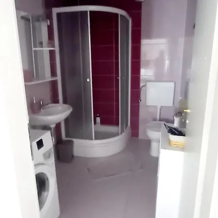 Apartment Kuca Sa Sarmom *