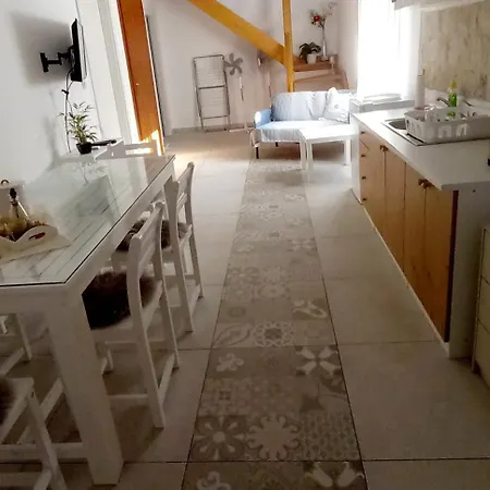 Apartment Kuca Sa Sarmom *